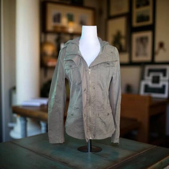 ARMY GREEN HOODED JACKET - Picture 3 of 6